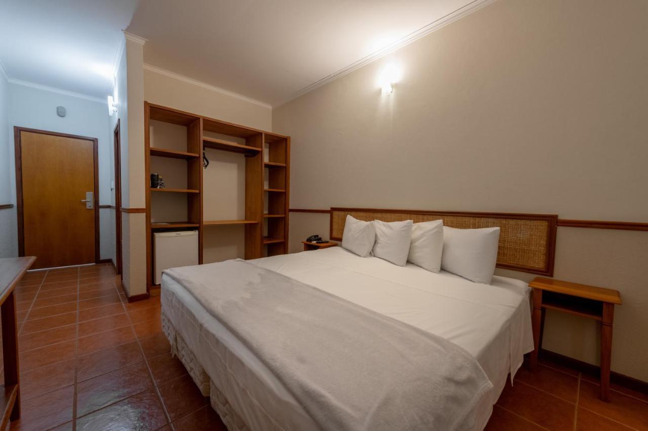 Obba Coema Village Hotel Capitólio Екстериор снимка