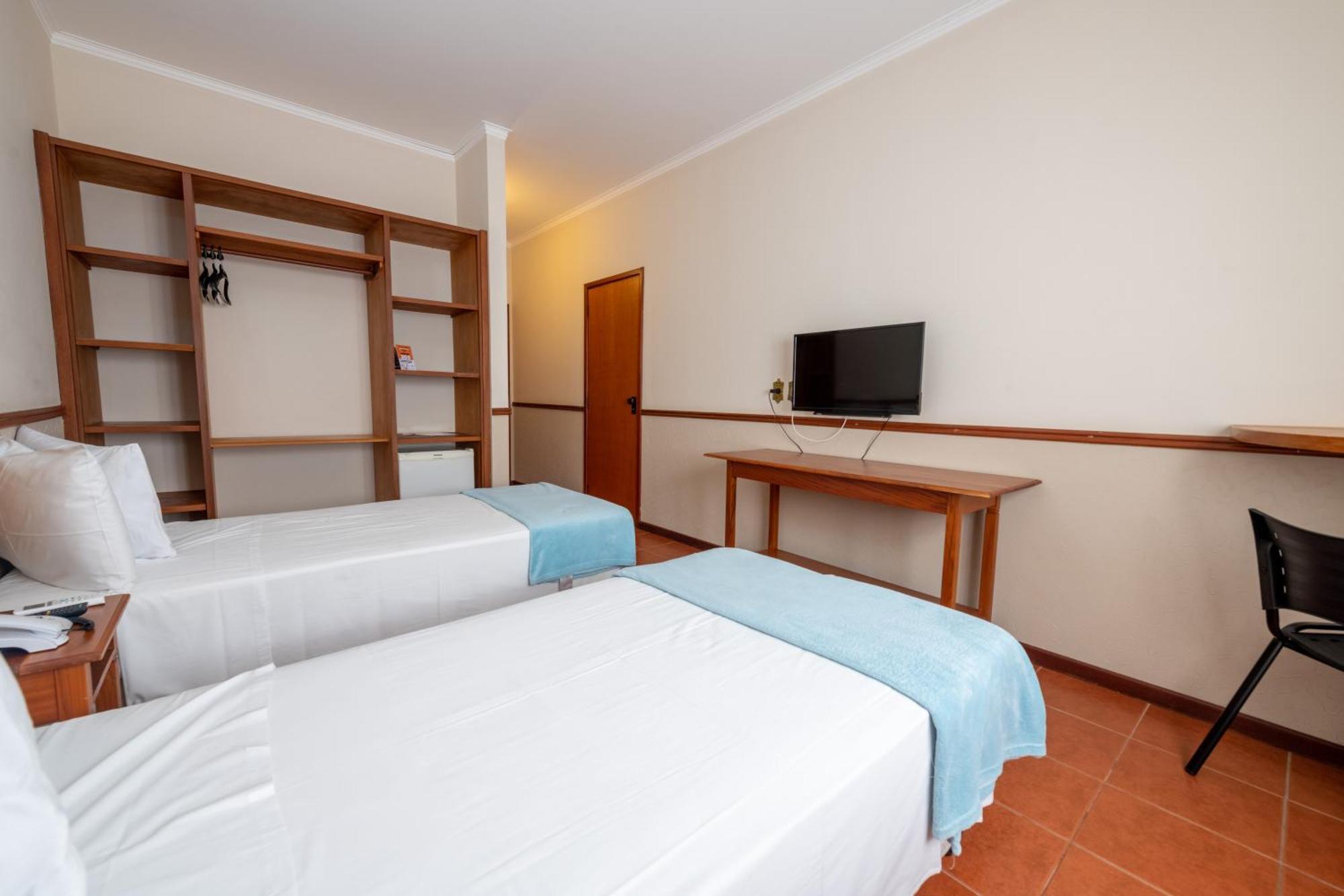 Obba Coema Village Hotel Capitólio Екстериор снимка