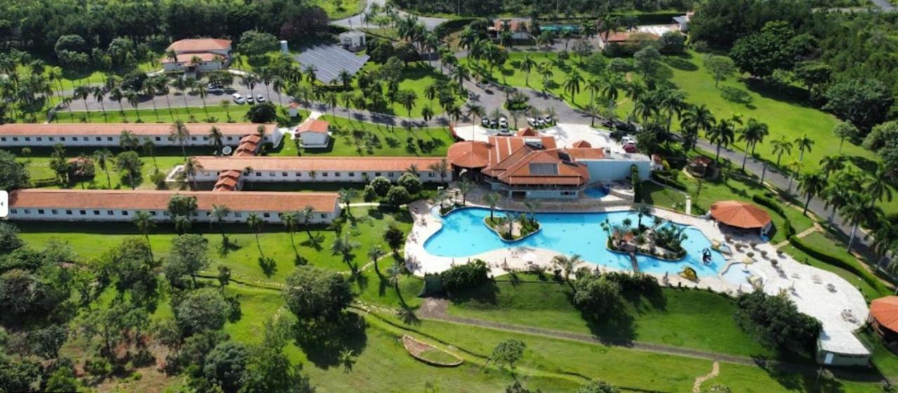 Obba Coema Village Hotel Capitólio Екстериор снимка